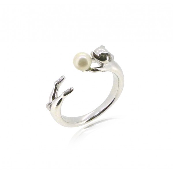 HK186~ Dog Shaped Silver Ring With Akoya Pearl