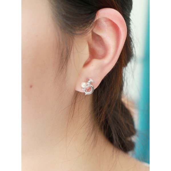 HK190~ Rabbit Shaped Silver Earrings With Akoya Pearl (pair)